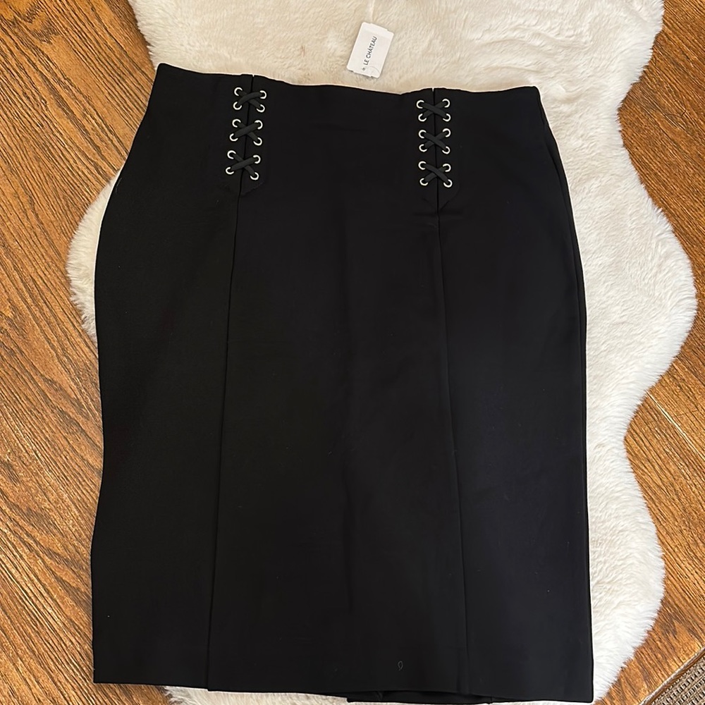 Nwt. Winter pull onskirt  by La chateau